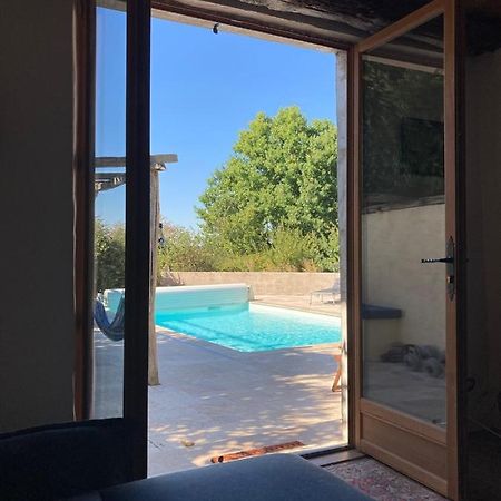 Rustic Cottage With Stunning Swimming Pool Saint-Front  Buitenkant foto