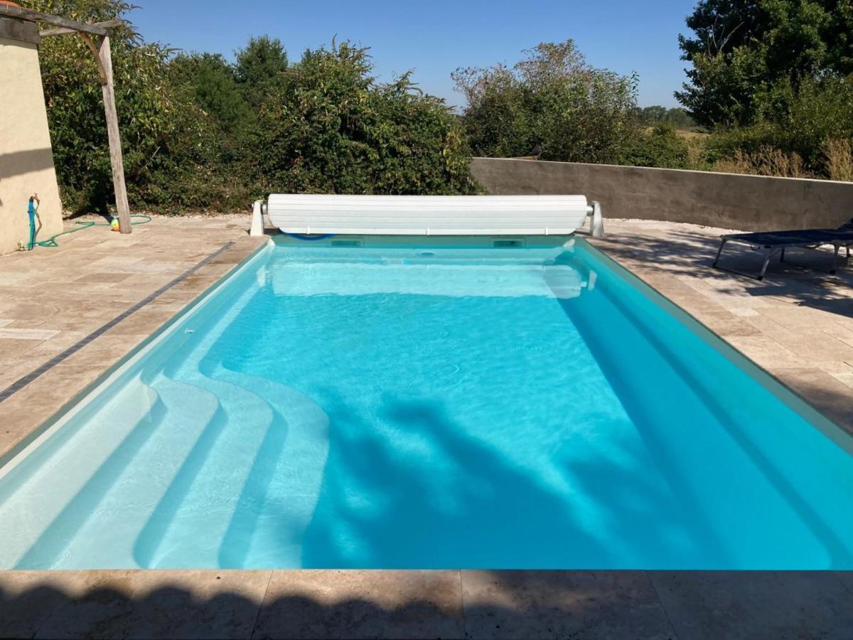 Rustic Cottage With Stunning Swimming Pool Saint-Front  Buitenkant foto